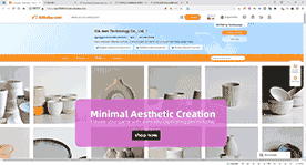 文字固定，底图滚动